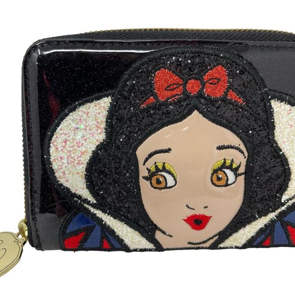 Danielle Nicole Disney Sleeping Beauty Face Wallet RARE Whimsical Glam - Picture 1 of 16